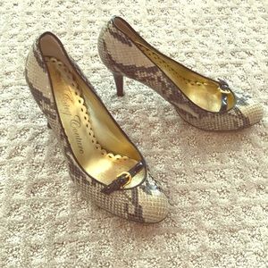 Juicy Couture Leather Snakeskin Pumps